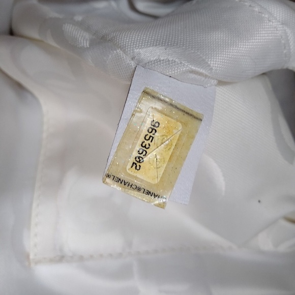 Chanel Triple CC Patent Leather - Picture 7 of 7